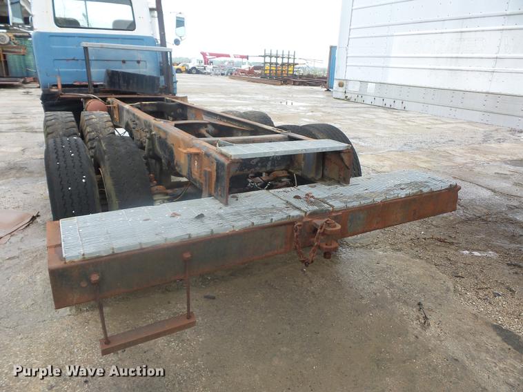 image for item DD2134 1969 Mack DM607S truck cab and chassis