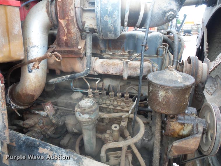 image for item DD2134 1969 Mack DM607S truck cab and chassis