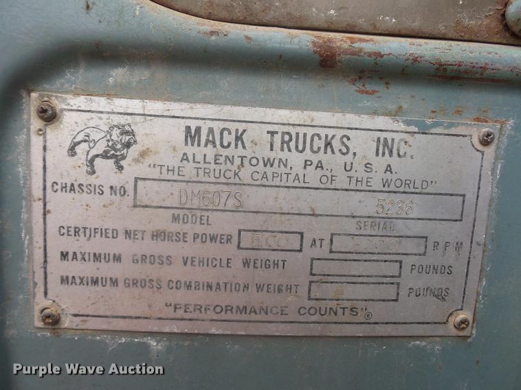 image for item DD2134 1969 Mack DM607S truck cab and chassis