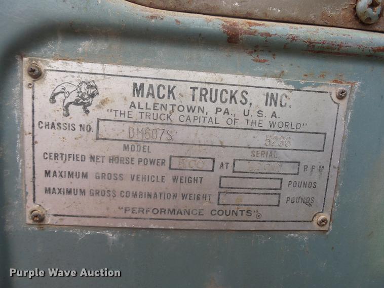 image for item DD2134 1969 Mack DM607S truck cab and chassis