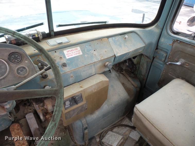 image for item DD2134 1969 Mack DM607S truck cab and chassis