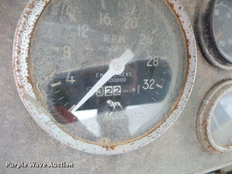 image for item DD2134 1969 Mack DM607S truck cab and chassis