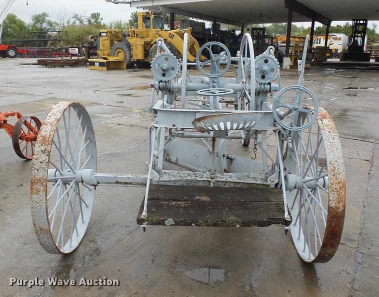 image for item DD2141 1920 Smith & Sons grader