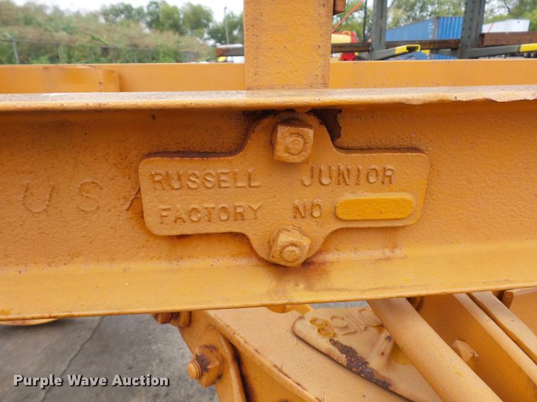 image for item DD2142 Russel Junior grader