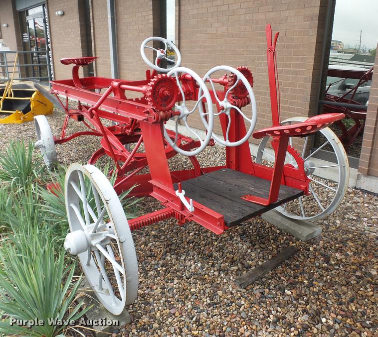 image for item DD2144 The Russell Grader Mfg. Co. grader