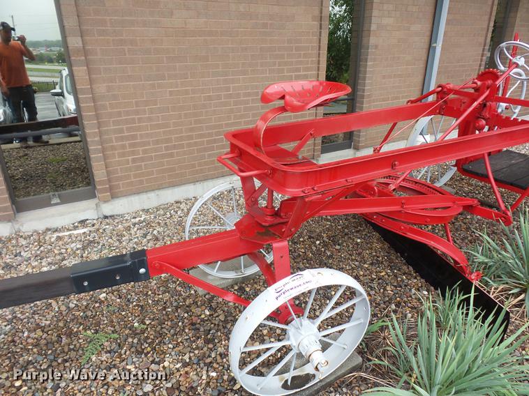 image for item DD2144 The Russell Grader Mfg. Co. grader
