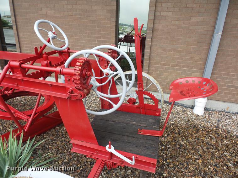 image for item DD2144 The Russell Grader Mfg. Co. grader