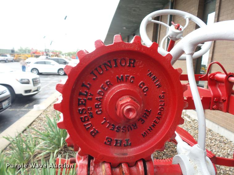 image for item DD2144 The Russell Grader Mfg. Co. grader
