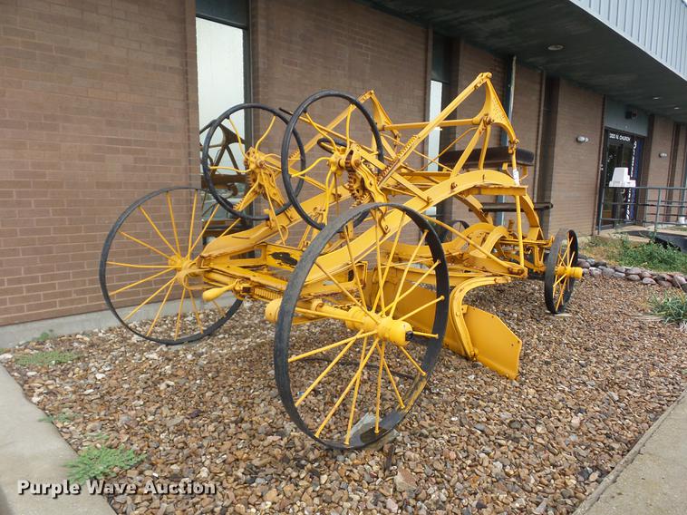 image for item DD2146 Austin Mfg. Co. grader