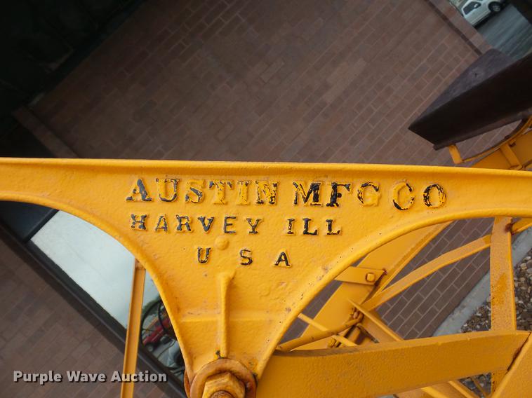 image for item DD2146 Austin Mfg. Co. grader