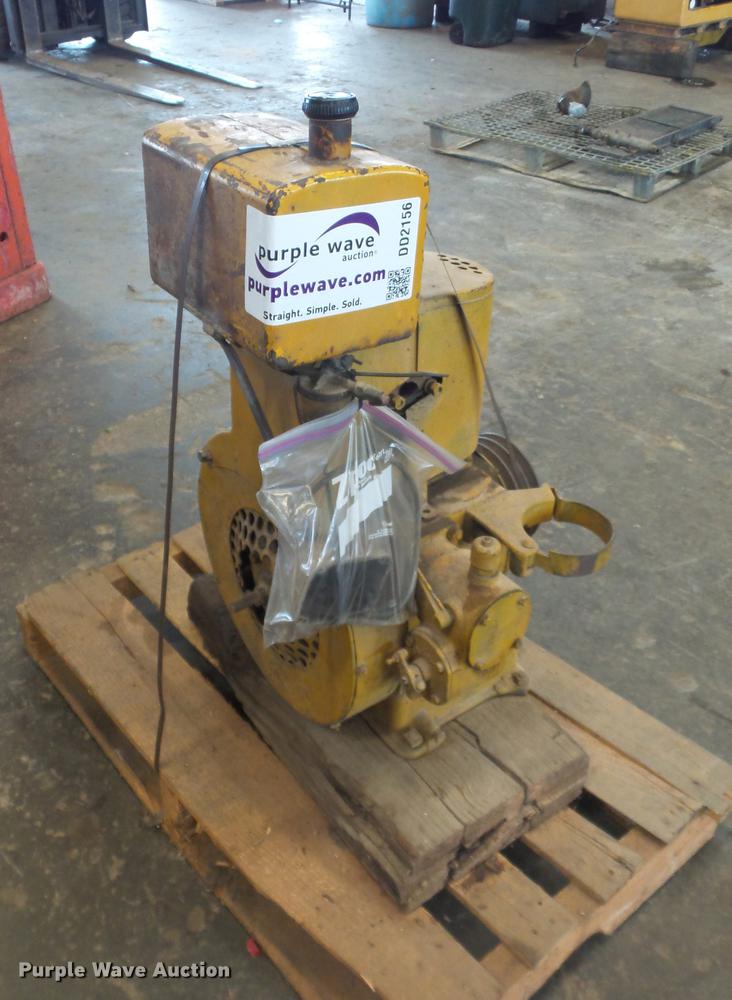 image for item DD2156 Caterpillar single cylinder engine