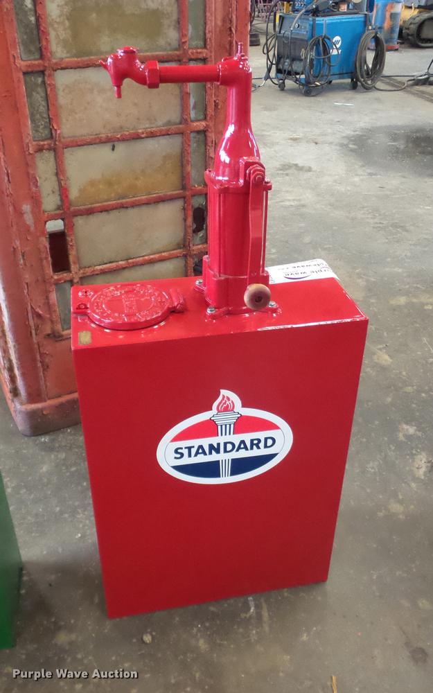 image for item DD2161 Standard Oil Company oil pump