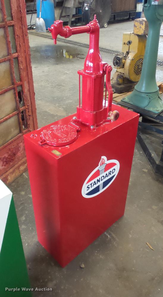 image for item DD2161 Standard Oil Company oil pump