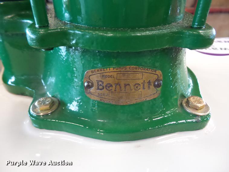 image for item DD2162 Conoco oil pump