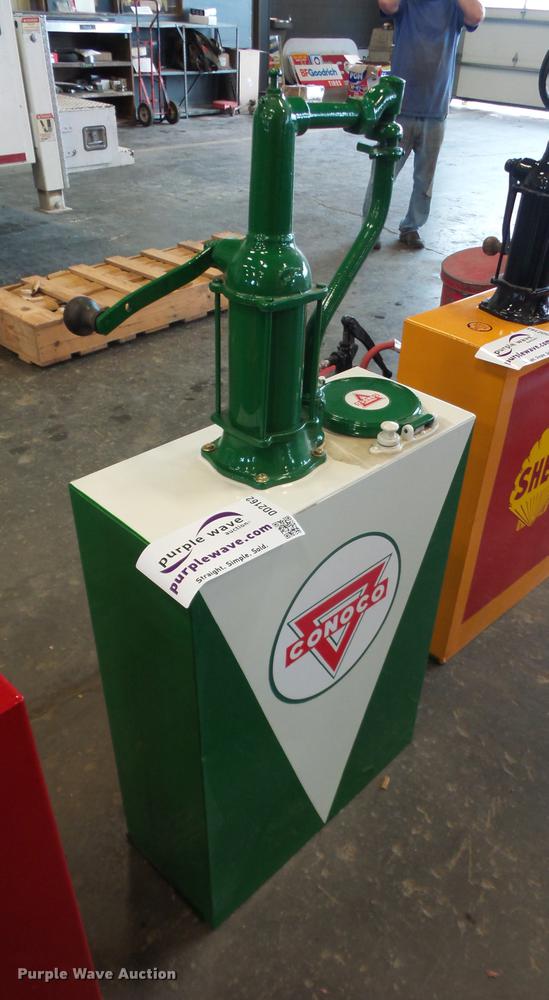 image for item DD2162 Conoco oil pump