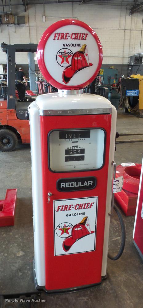 image for item DD2166 Texaco Fire Chief gas pump