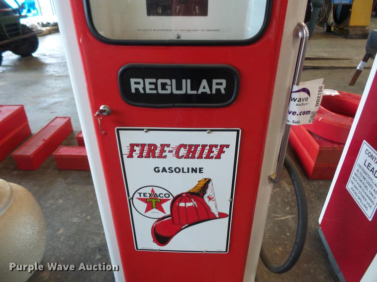 image for item DD2166 Texaco Fire Chief gas pump