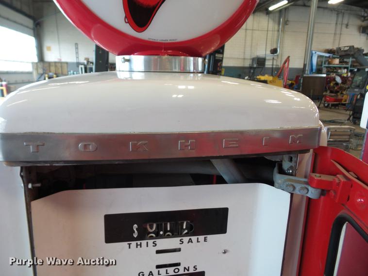 image for item DD2166 Texaco Fire Chief gas pump