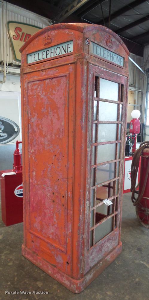 image for item DD2169 Telephone booth