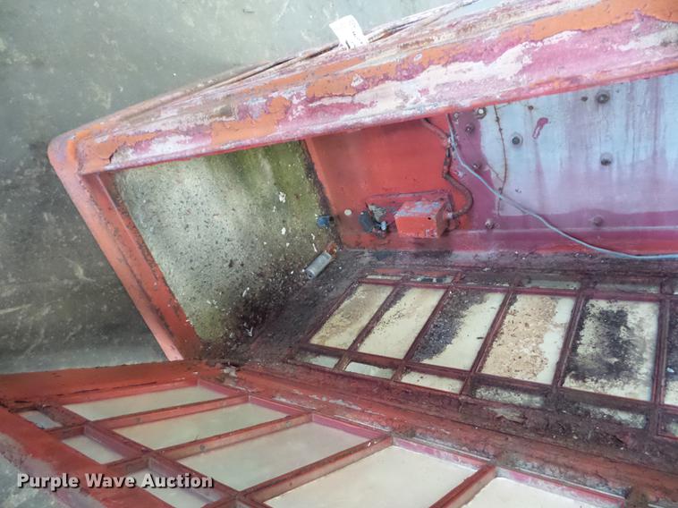 image for item DD2169 Telephone booth