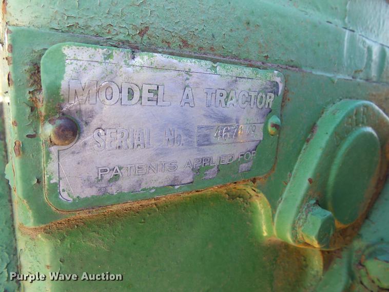 image for item DH9458 John Deere A tractor