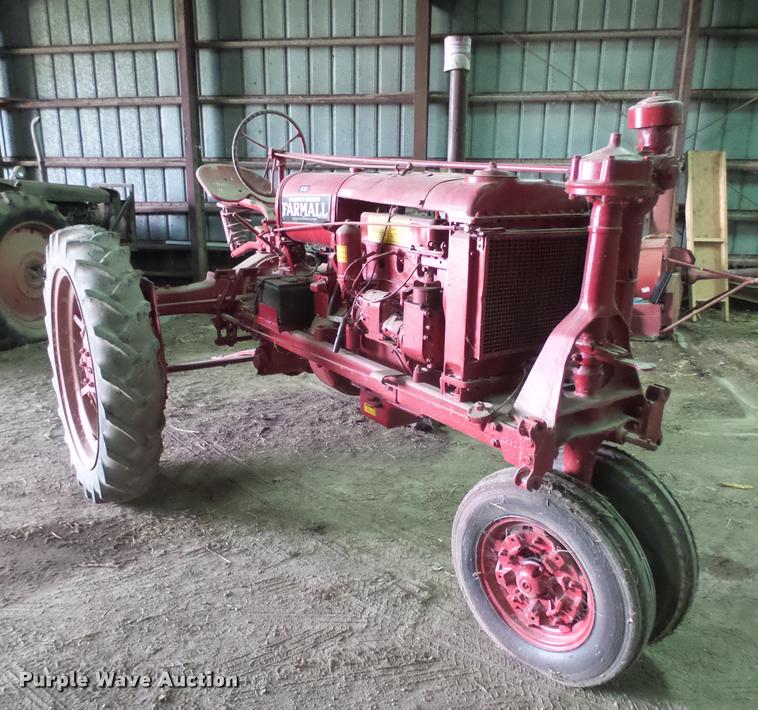 image for item DH9702 1939 McCormick Farmall F20 tractor