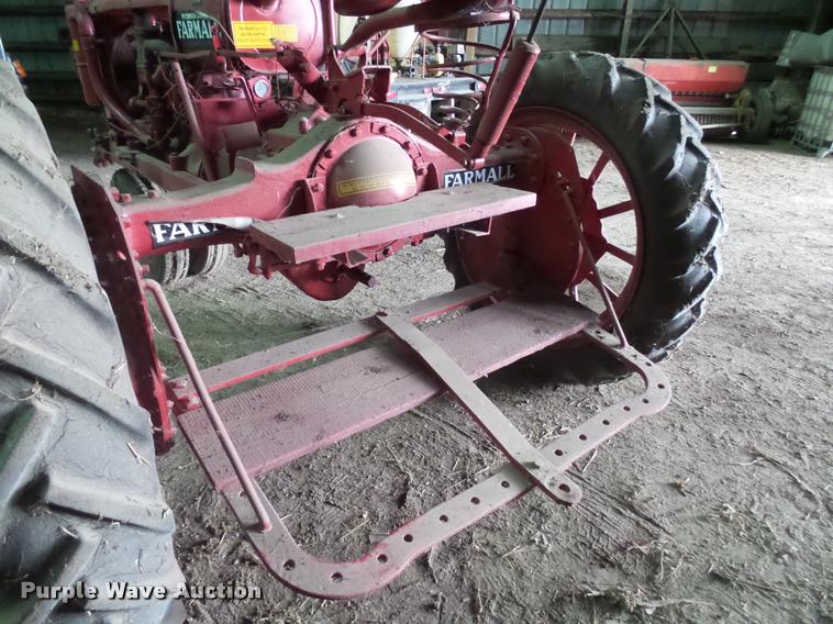 image for item DH9702 1939 McCormick Farmall F20 tractor
