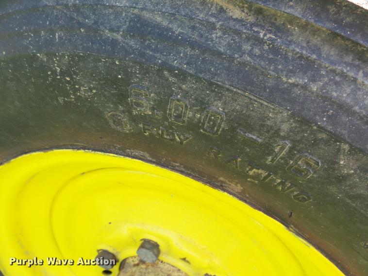 image for item DH9710 John Deere 620 tractor