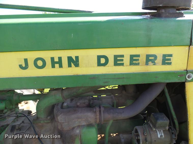 image for item DH9710 John Deere 620 tractor