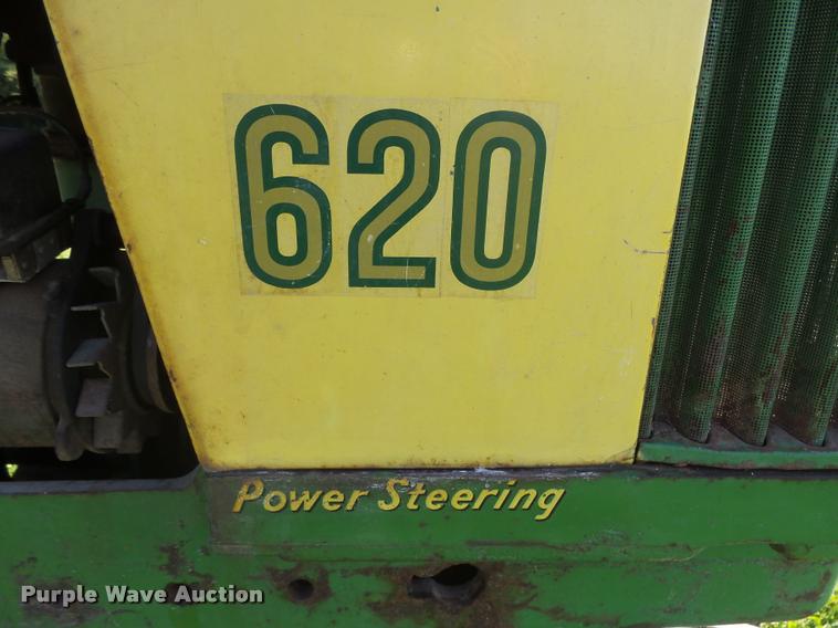 image for item DH9710 John Deere 620 tractor