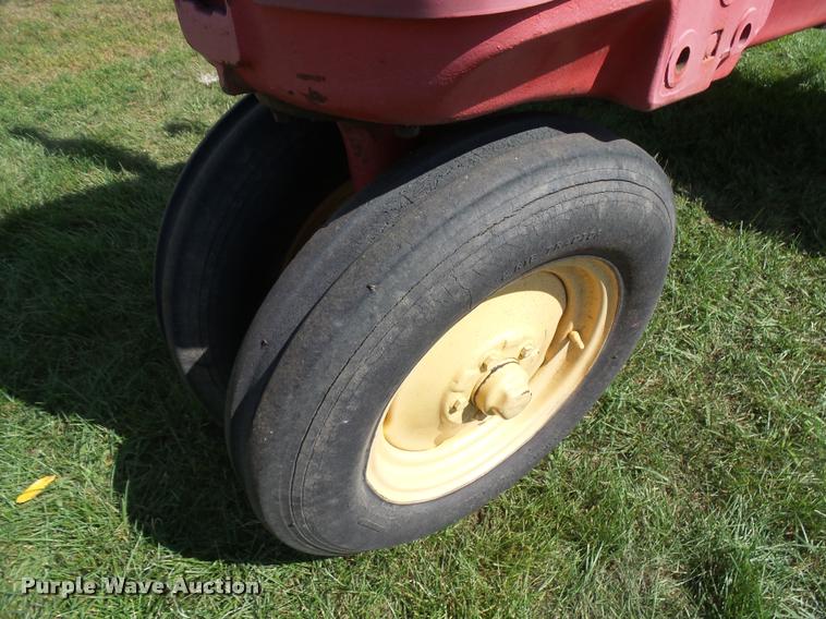 image for item DH9715 1952 Massey-Harris 44 tractor