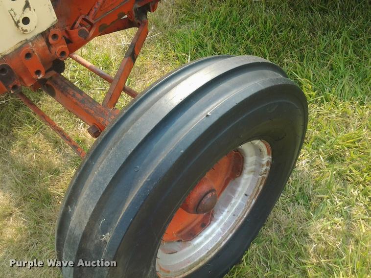 image for item DH9719 1959 Case 410B tractor