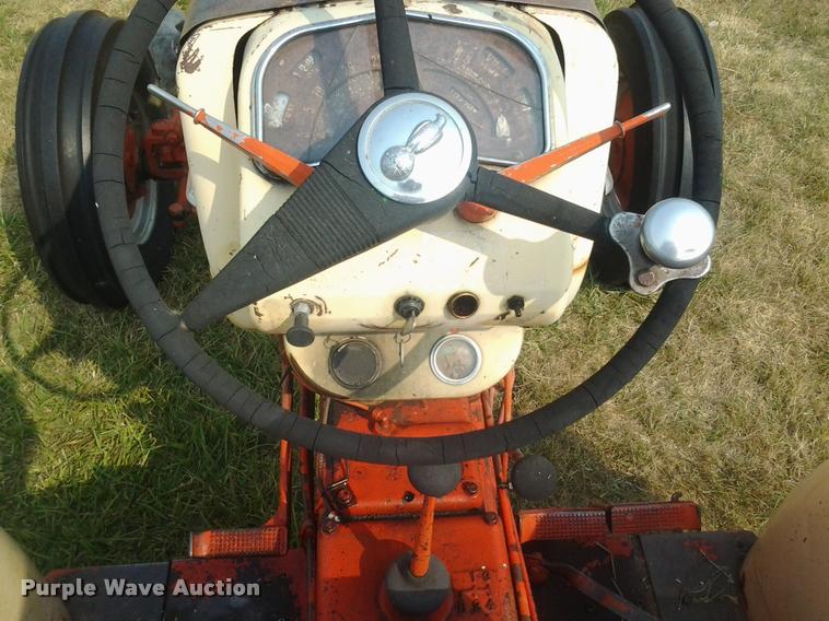 image for item DH9719 1959 Case 410B tractor