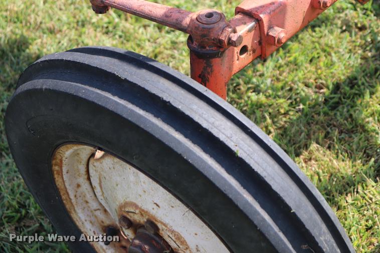 image for item DQ9306 1951 Allis-Chalmers CA tractor