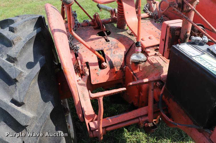 image for item DQ9306 1951 Allis-Chalmers CA tractor