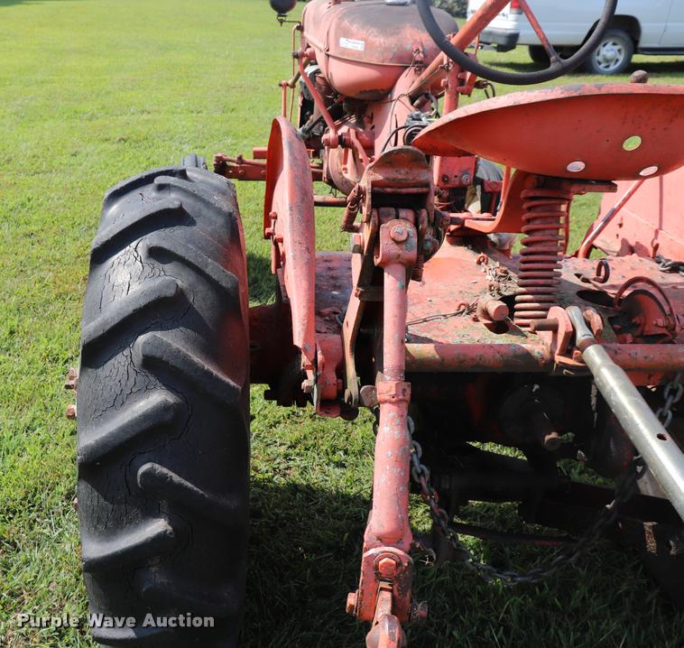 image for item DQ9306 1951 Allis-Chalmers CA tractor