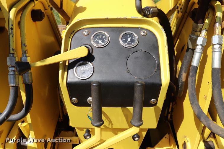 image for item DQ9326 1959 John Deere 440 track loader