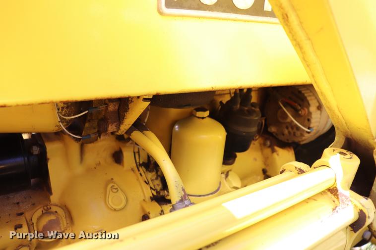 image for item DQ9326 1959 John Deere 440 track loader