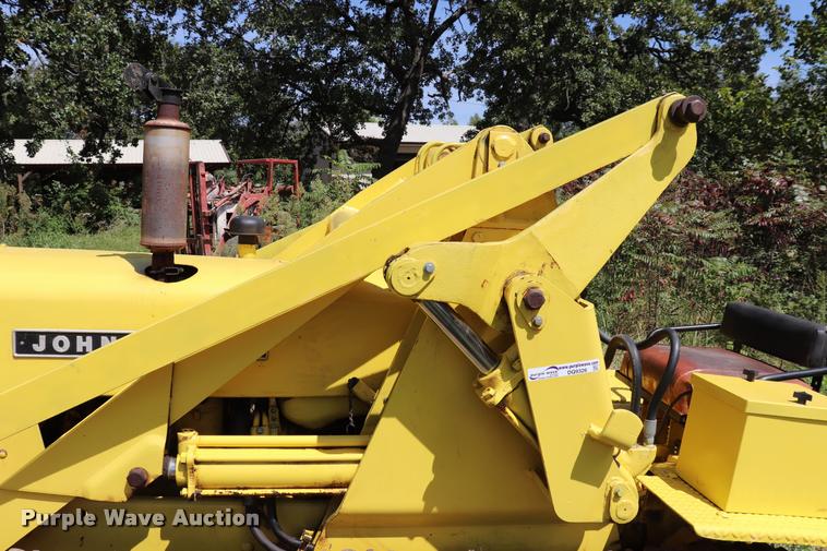 image for item DQ9326 1959 John Deere 440 track loader