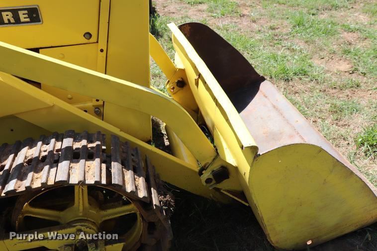 image for item DQ9326 1959 John Deere 440 track loader