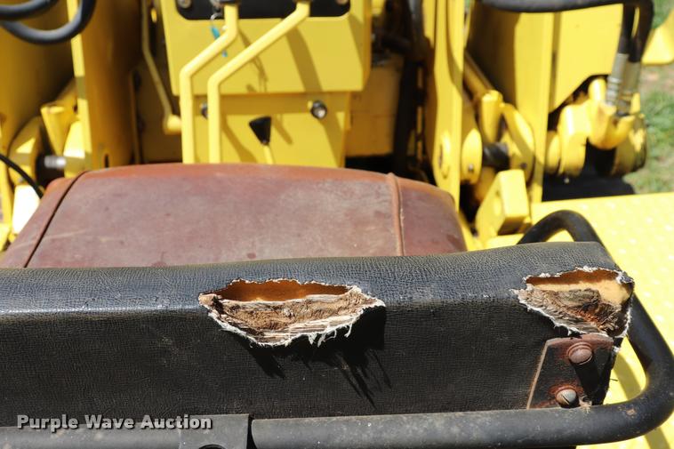 image for item DQ9326 1959 John Deere 440 track loader