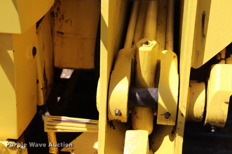 image for item DQ9326 1959 John Deere 440 track loader