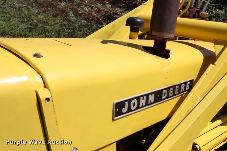image for item DQ9326 1959 John Deere 440 track loader