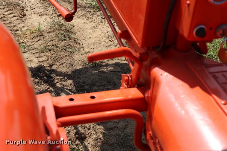 image for item DQ9351 1949 Allis Chalmers B tractor