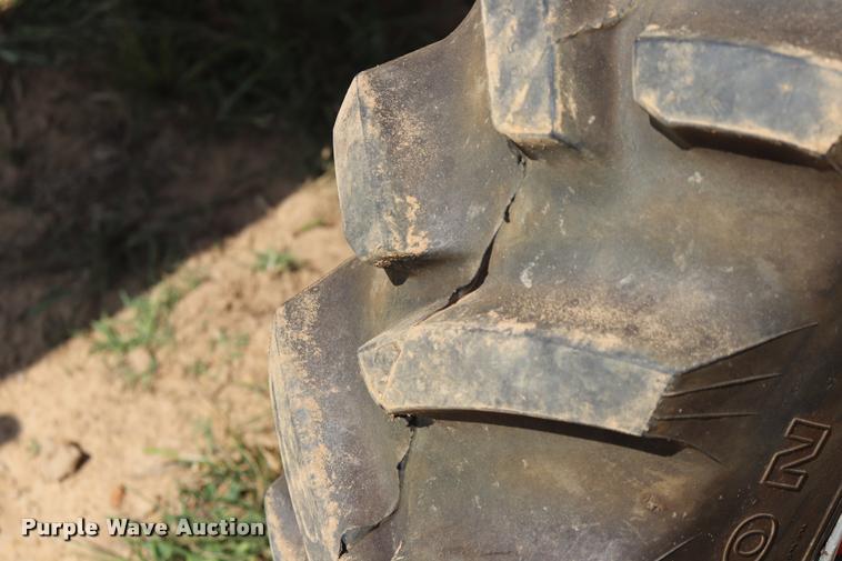 image for item DQ9351 1949 Allis Chalmers B tractor