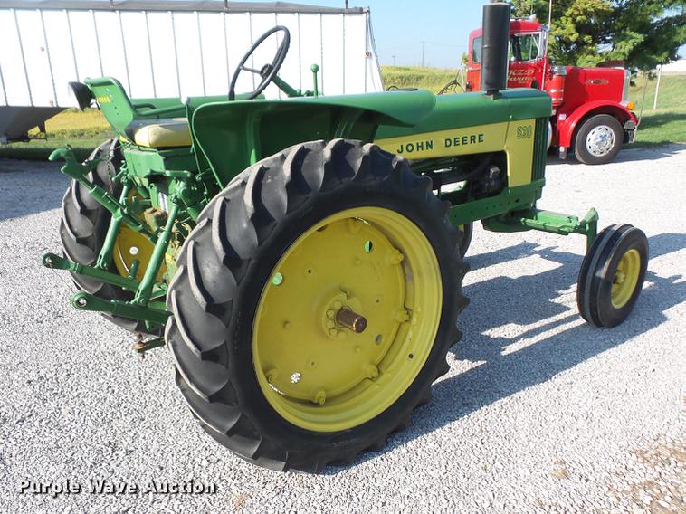 image for item DS9465 1959 John Deere 530 tractor