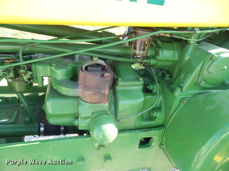 image for item DS9465 1959 John Deere 530 tractor