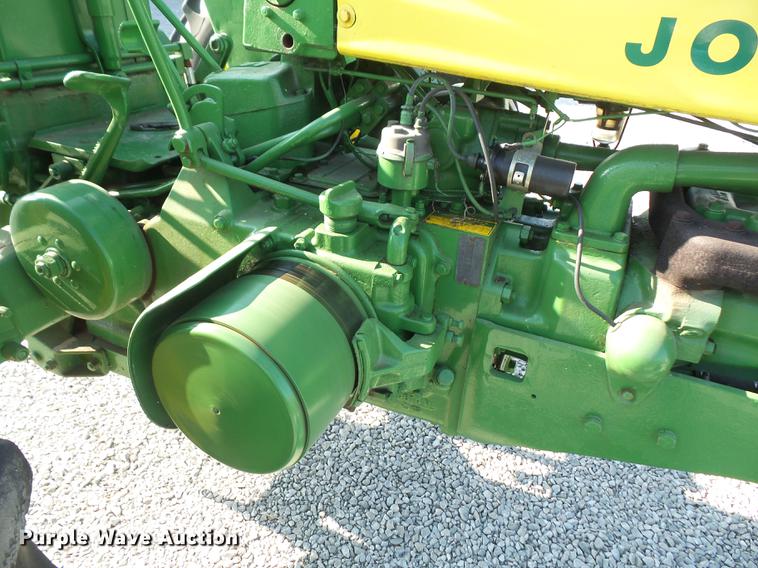image for item DS9465 1959 John Deere 530 tractor