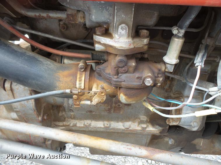 image for item DS9467 1971 Massey-Ferguson 135 tractor