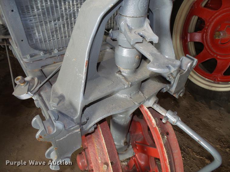 image for item DS9468 1926 Farmall Regular tractor